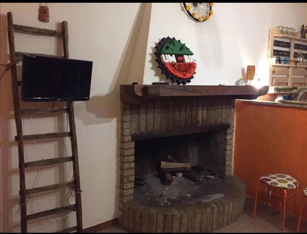 Umbria In Bike B&B 폴리뇨 외부 사진